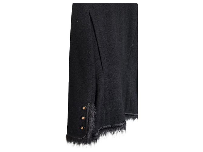 Chanel Schwarze Wolljacke mit Pelzbesatz - Ansicht 5
