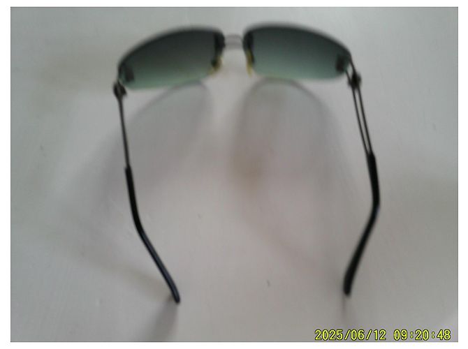Versace Medusa Sonnenbrille aus Metall und schwarzem Kunststoff - Ansicht 5