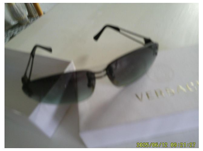 Versace Medusa Sonnenbrille aus Metall und schwarzem Kunststoff - Ansicht 7