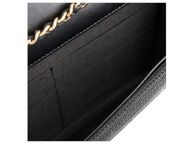 CHANEL - Borsa a tracolla Wallet On Chain Trendy CC Chanel in pelle liscia nera - vista 9