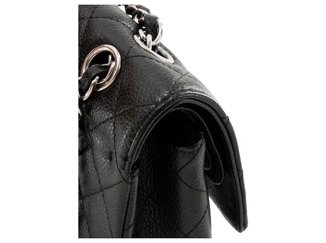 CHANEL - Borsa a tracolla Classique/Timeless 11.12 Chanel in pelle caviar nera - vista 5