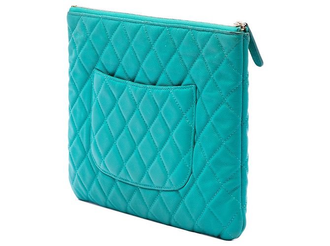 Clutch Chanel Medium Quilted Caviar O Case Blu - vista 2