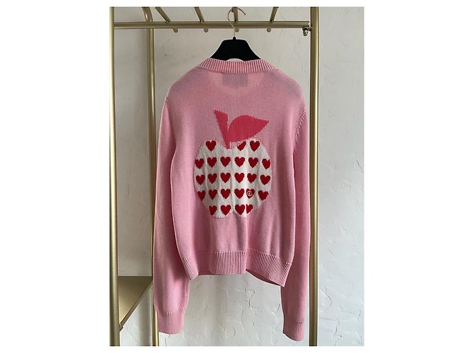 Gucci Strickjacke aus Wolle Rosa mit Apfelmotiv - Ansicht 2