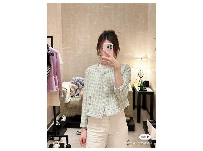 Giacca Chanel 23S in Tweed Verde Menta Taglia 36 - vista 7