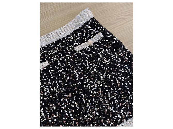 Falda Chanel 23C negra con lentejuelas - vista 4