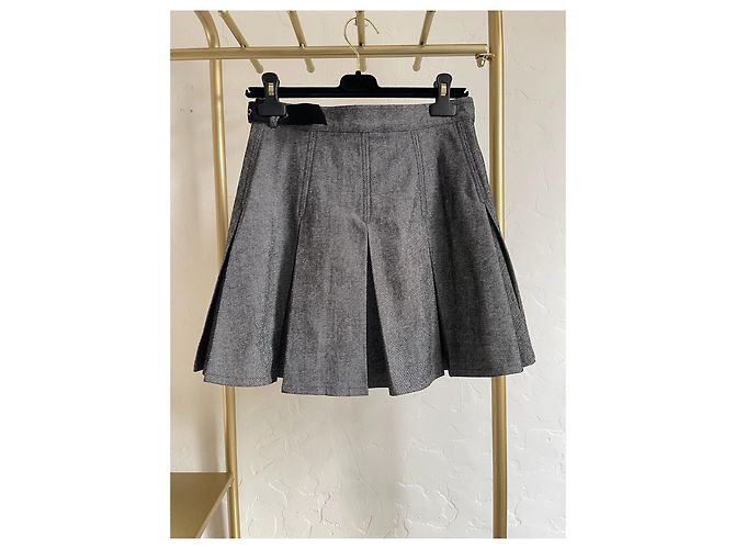 Dior Rock aus schwarzem Denim mit Gürtel - Ansicht 2