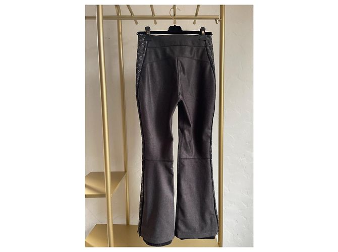 Louis Vuitton SKI Jeans - view 2