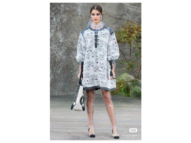 Chanel Herbst/Winter 18 Kleider - Ansicht 5