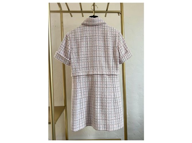 Chanel 25C Kleid aus rosa Tweed - Ansicht 2