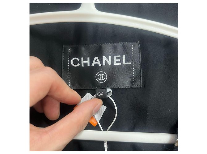 Chanel 19K Snow Jacken - Ansicht 3