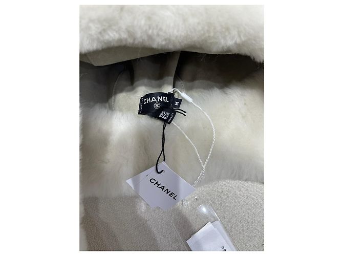 Chapéus Chanel 25N Coco Neige - vista 4
