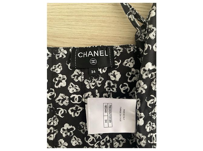 Chanel 25M Coco Beach Tops - vista 3