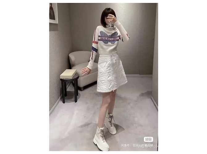 Falda Dior Blanca de Lana con Patrón de Cuadros Diamante Talla 36 - vista 6