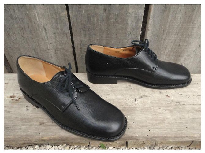 Robert Clergerie Derby Schuhe aus schwarzem Leder - Ansicht 6