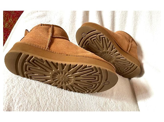 UGG Stivaletti Classic Ultra Mini Platform - Camoscio Chestnut - vista 8