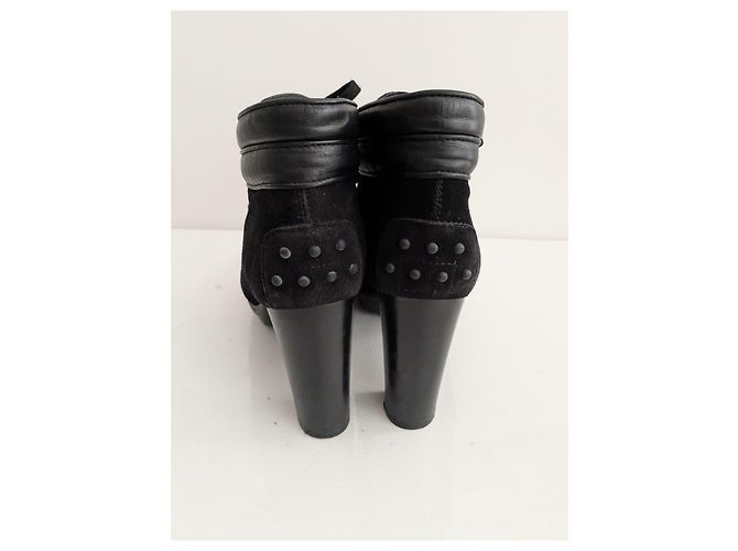 Stivaletti Tod's in camoscio nero con lacci e tacco - vista 5