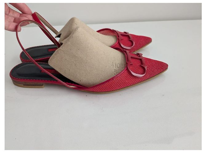 Carolina Herrera Rote Mesh-Flats mit CH-Logo - Ansicht 4