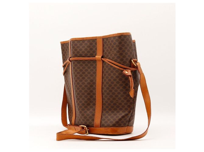 Céline Sac Seau Celine Monogram en Cuir Marron - vue 4