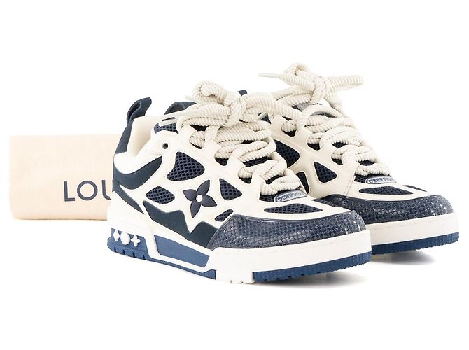 LOUIS VUITTON - LV Skate Louis Vuitton Sneaker aus dunkelblauem Canvas (T37,5) - Ansicht 10