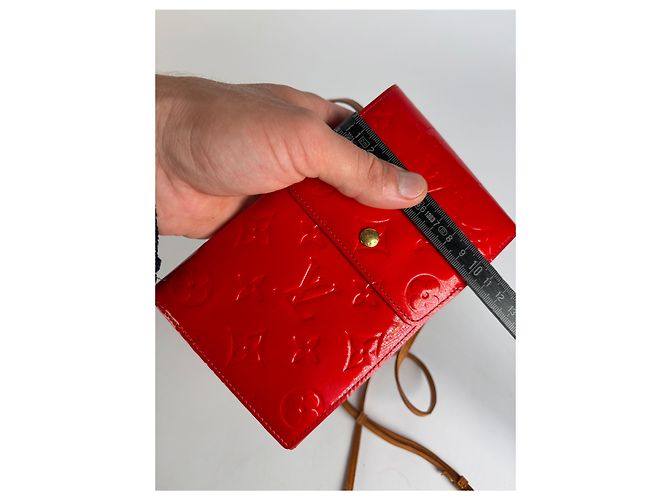 Vintage Louis Vuitton Monogram Monogram Vernis Wallet on Chain Late 1990s Red - view 13