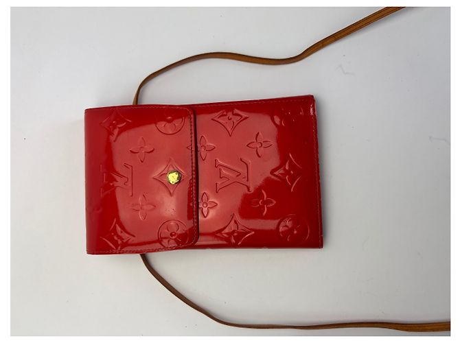 Vintage Louis Vuitton Monogram Monogram Vernis Wallet on Chain Late 1990s Red - view 8