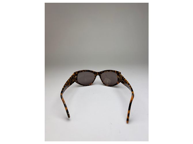 Occhiali da sole Vintage Fendi Cat-Eye Tartarugati e Oro c. primi anni '90 - vista 11