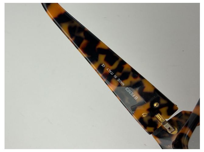 Occhiali da sole Vintage Fendi Cat-Eye Tartarugati e Oro c. primi anni '90 - vista 12