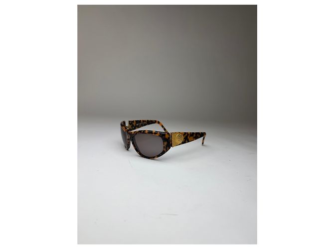 Occhiali da sole Vintage Fendi Cat-Eye Tartarugati e Oro c. primi anni '90 - vista 9