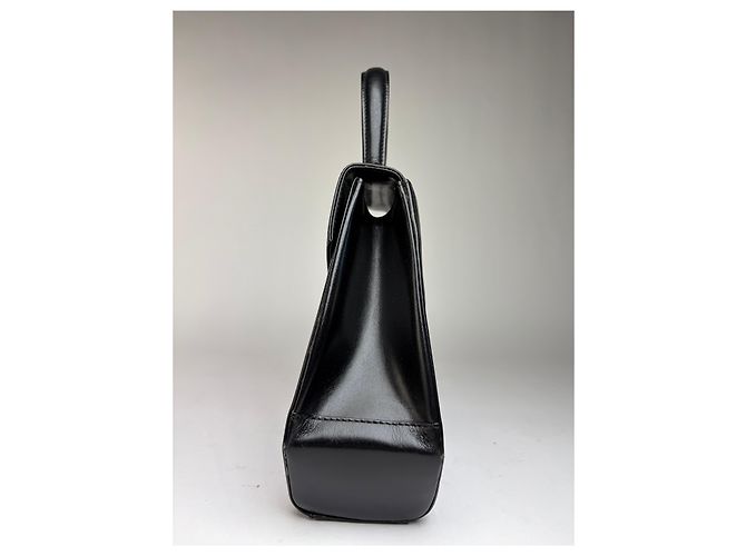 Vintage Givenchy strukturierte Lederhandtasche mit oberem Griff Schwarz Gold - Ansicht 4