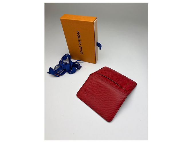 Vintage Louis Vuitton Epi Leather Bifold Wallet 2002 Red - view 7