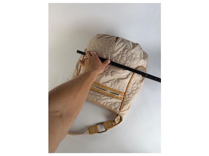 Stella Mc Cartney Vintage Stella McCartney gesteppte Nylon Hobo Bag Light Beige - Ansicht 9