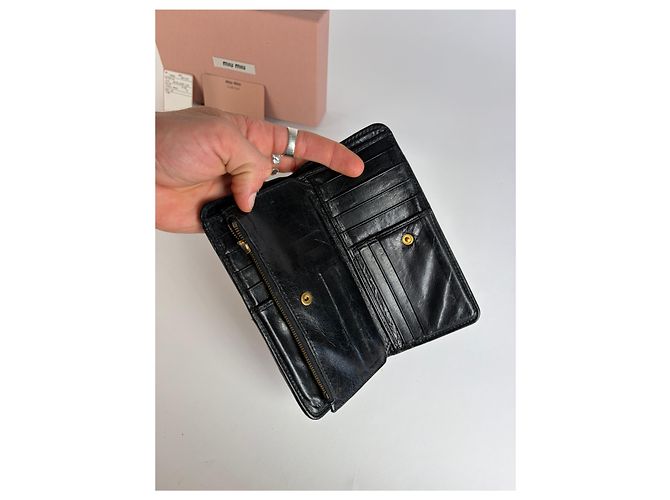 Vintage Miu Miu Matelassé Leather Bifold Wallet c. Late 2000s Black - view 10