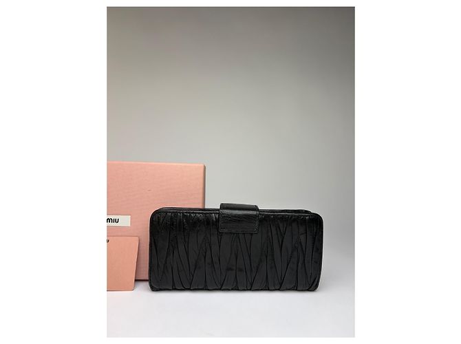 Vintage Miu Miu Matelassé Leather Bifold Wallet c. Late 2000s Black - view 14