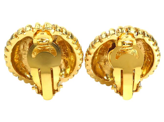 Chanel CC vergoldete Clip-On Ohrringe im Sunburst-Design - Ansicht 2