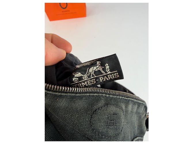 Trim Vintage Hermès Canvas Kosmetiktasche Schwarz Silber - Ansicht 4