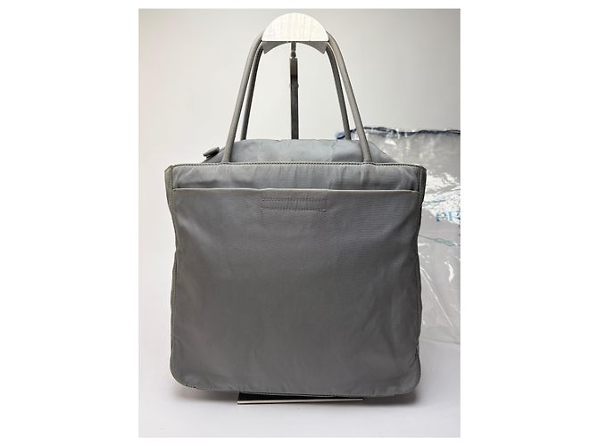 Tote Sac cabas Vintage Prada Nylon Gris Noir - vue 12