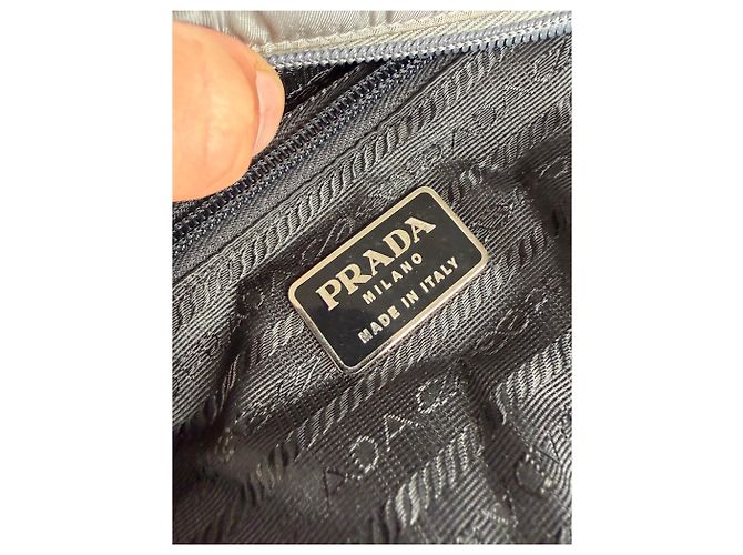 Tote Sac cabas Vintage Prada Nylon Gris Noir - vue 5