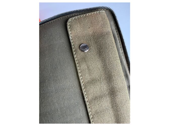 Vintage Hermès Canvas Bifold Wallet 2017 Olive Green - view 4