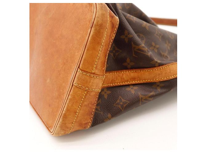 Louis Vuitton Bolso Bucket Monogram - vista 8