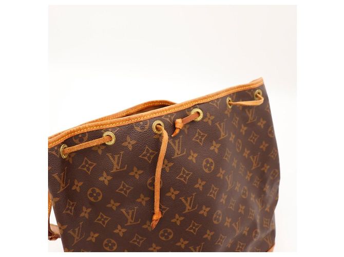 Louis Vuitton Bolso Noé Monogram - vista 6