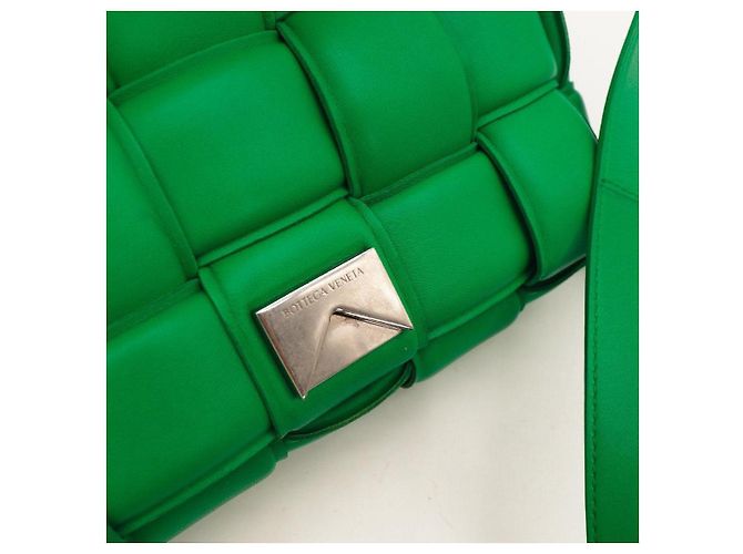 Bottega Veneta Borsa Cassette in pelle imbottita Verde - vista 11