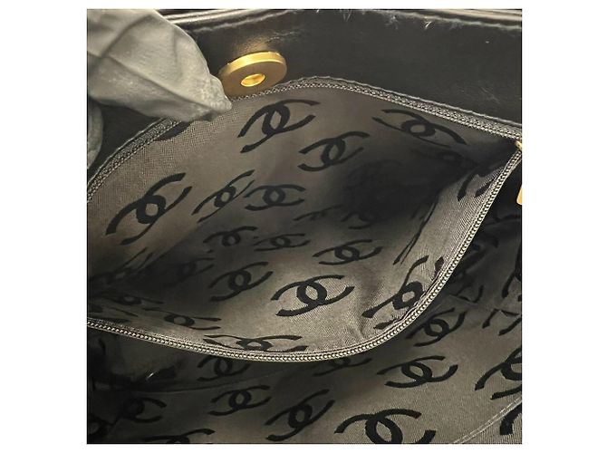 CHANEL Wild Stitch Coco Mark Lederhandtasche - Ansicht 10