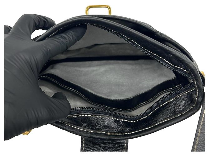 LOEWE Vintage Anagram Logo Schultertasche aus Leder - Ansicht 9