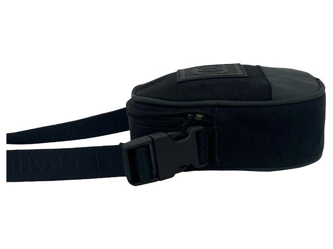 Chanel Sport Line Coco Mark Schultertasche - Ansicht 5