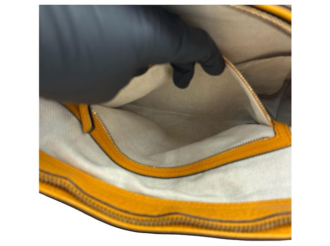 Bolso Gucci Soho Interlocking G - vista 10