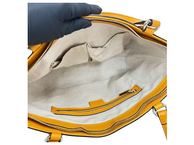 Bolso Gucci Soho Interlocking G - vista 9