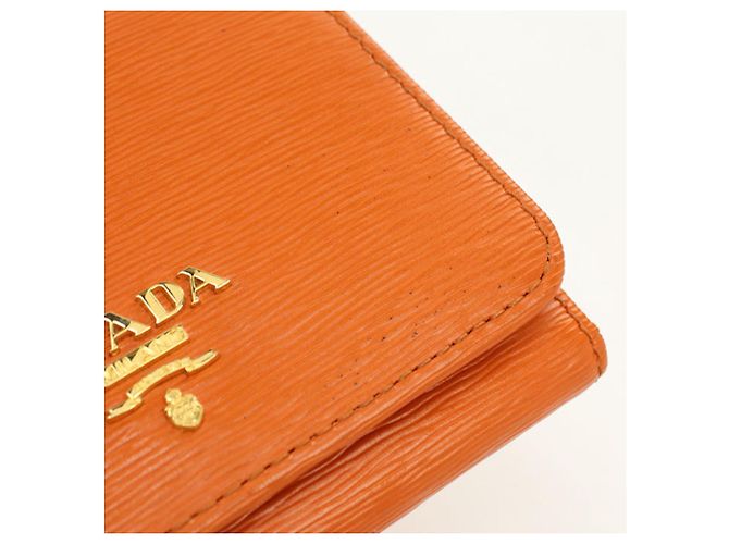 Carteira Prada Tri-fold em Orange - vista 8