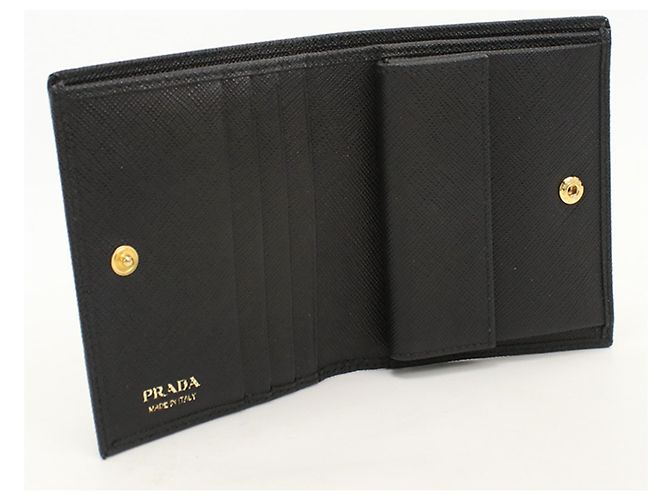 Saffiano Carteira Bi-Fold Prada em couro de bezerro preto - vista 3