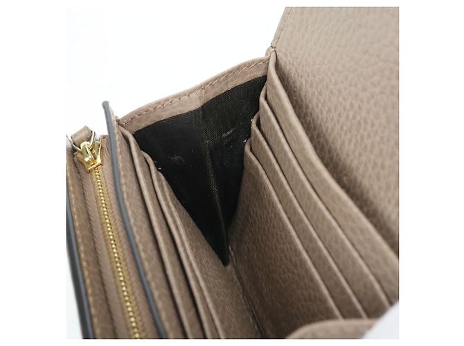 Gucci Bi-fold Wallet in Beige - view 4