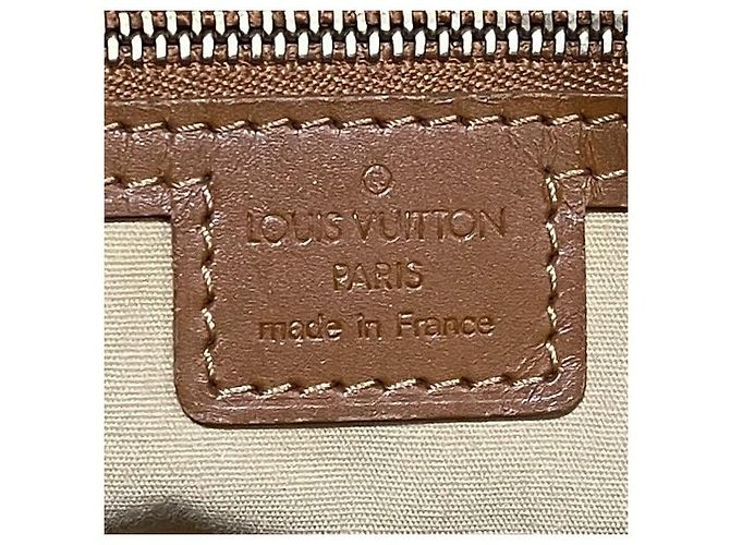 Saco Tote Mini Louis Vuitton Lucille GM Monogram - vista 4